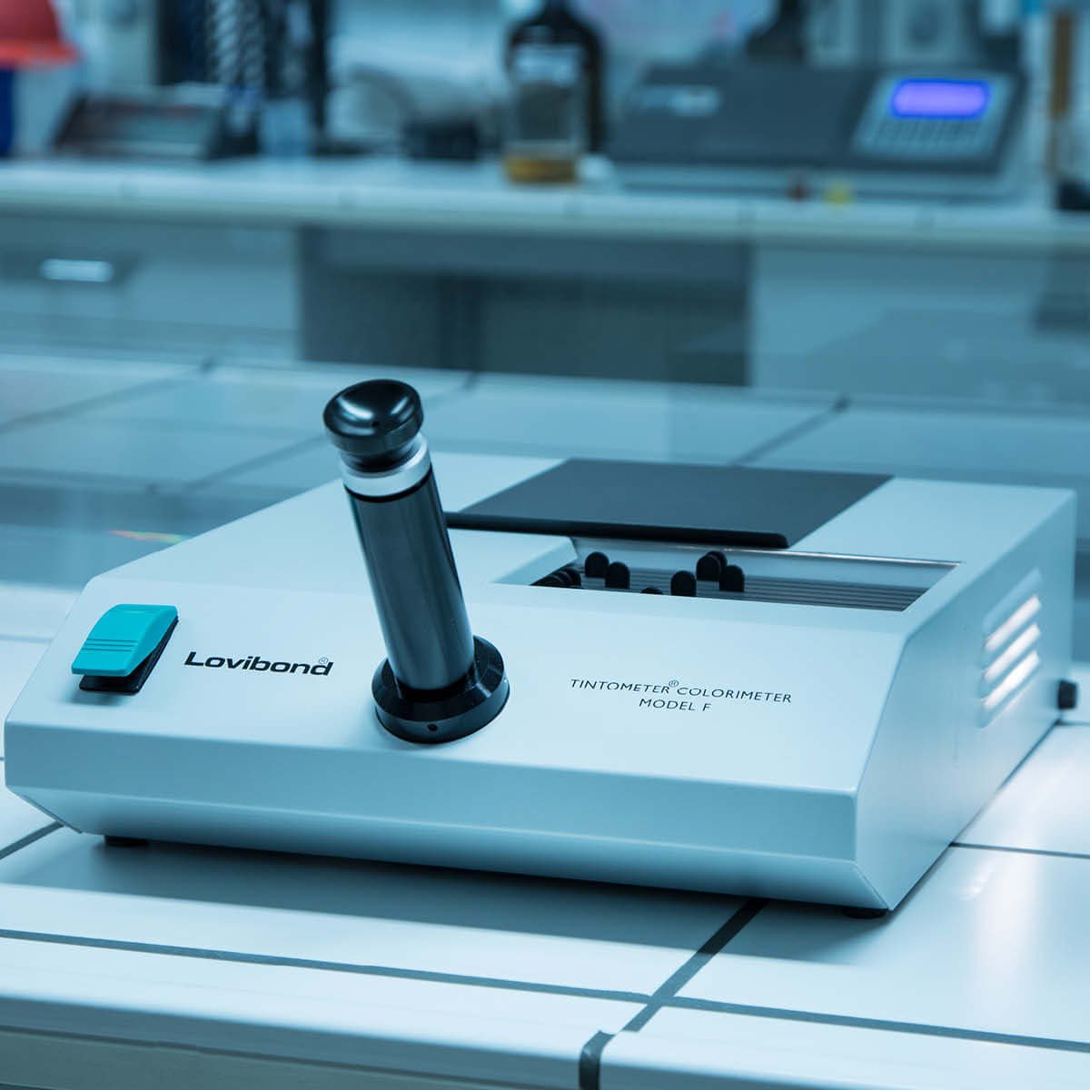 model_f_mb4_02 Tintometer Benchtop for Oil, Food & Beverage Analysis; Model F | Lovibond - Image 1